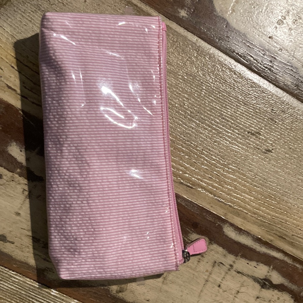 PINK & WHITE STRIPED CARRY BAG WITH SILVER ZIPPER!